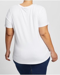 Love Your Wardrobe - Jamison Everyday Tee