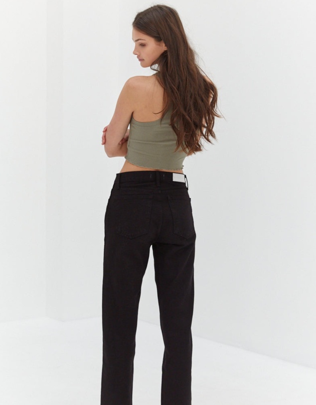 Style Addict - Lou Crop