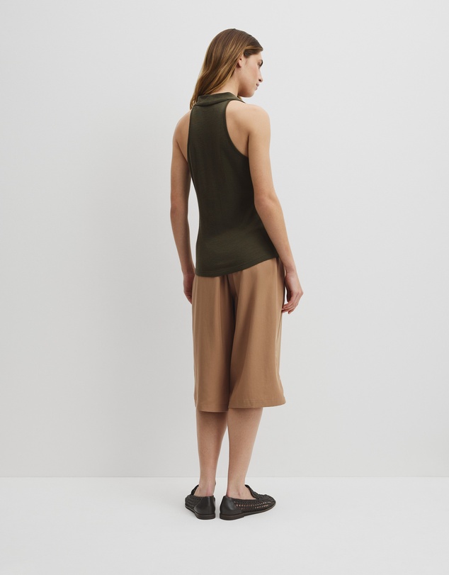 Country Road - V-neck Neck Drape Top