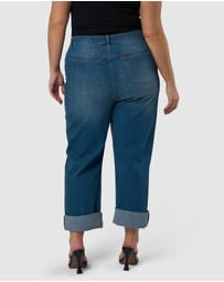 Sunday In The City - The Chain Boyfriend Jean