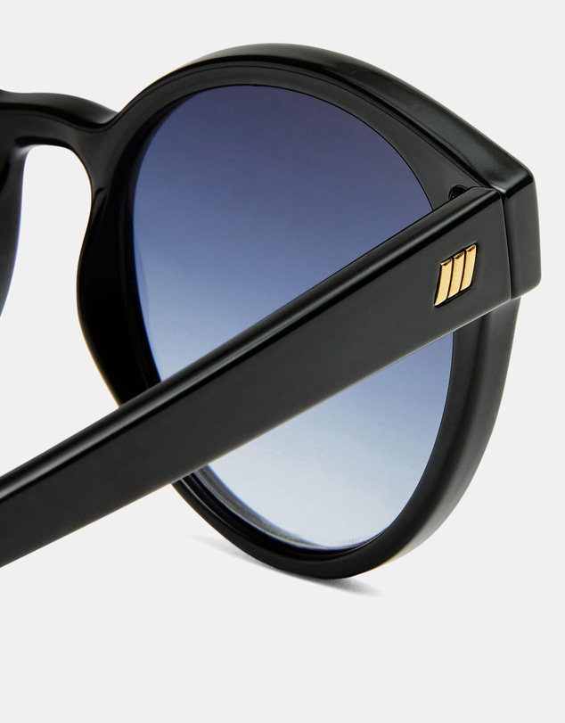 Le Specs - Paramount