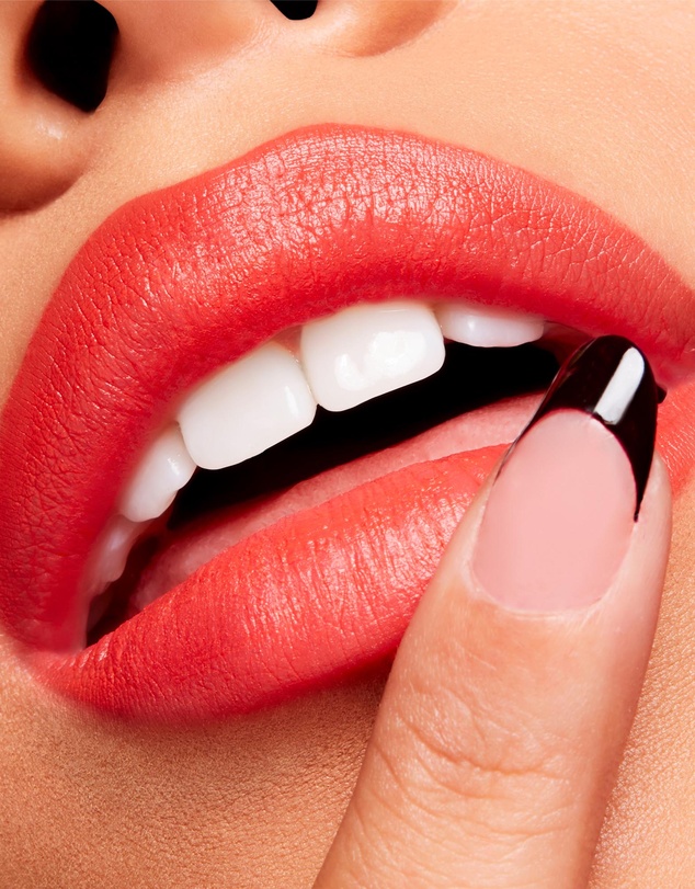 MAC - Velvet Blur Slim Stick Lipstick