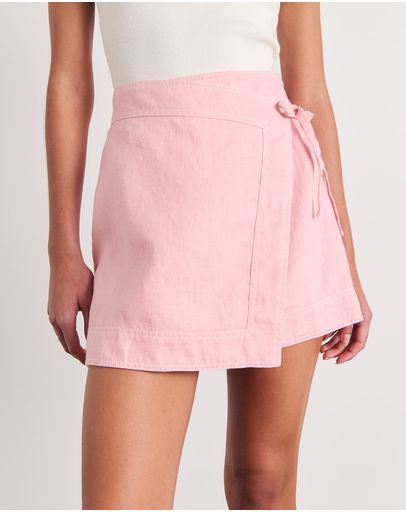 pale pink