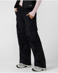 Lorna Jane - Flashdance Wide Leg Cargo Pants