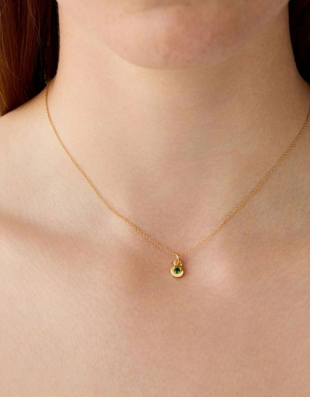 Najo - May Gold & Emerald Birthstone Necklace