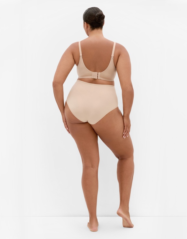 City Chic - Sexy Glam T