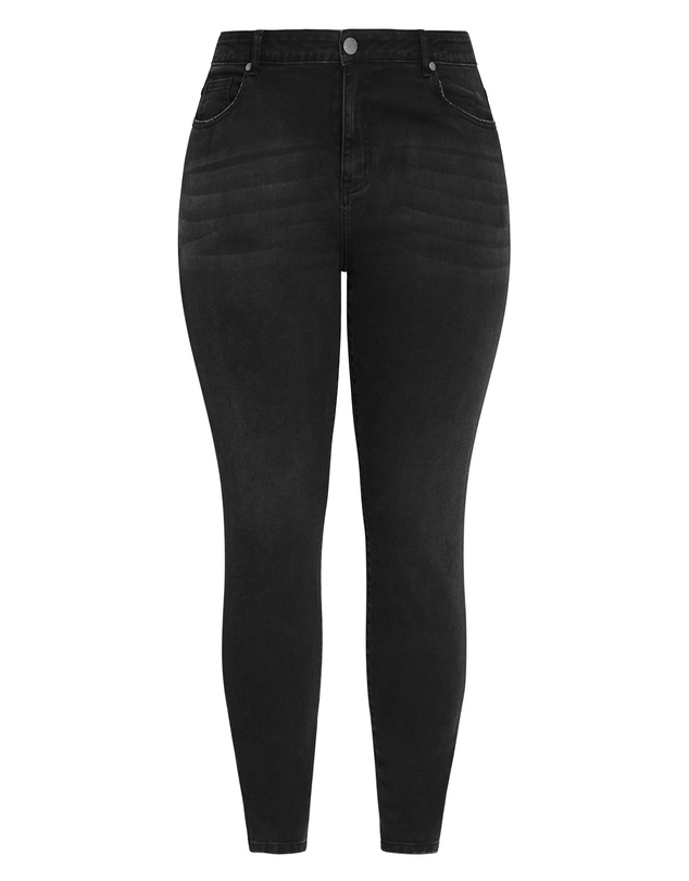 City Chic - Plus size Harley Fit Karla Skinny Leg Short Jean - black wash