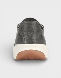 Vionic - Uptown Casual Sneaker - Polluted Silver