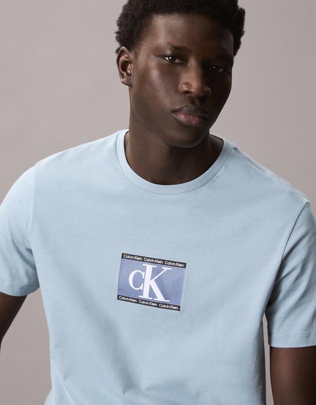 Calvin Klein - Logo Graphic Tee