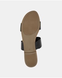 GUESS - Speak Logo Slides