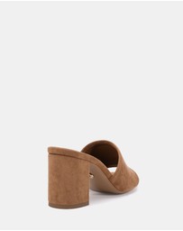 Novo - Nicole Mules