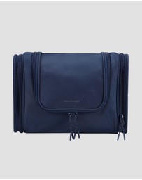 Van Heusen - Expandable Hanging Toiletry Bag