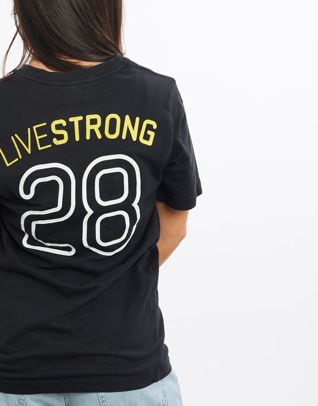 Vintage by The Real Deal - Pre Loved - Vintage Nike Live Strong Sport Tee