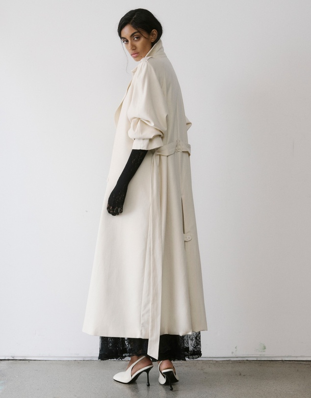 Revibe - Repaired Minima Esenciales Isra Cotton Twill Trench Coat - AU 6