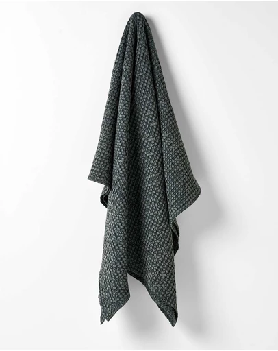 Aura Home - Waffle Throw