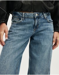 Cotton On - Low Rise Wide Jean