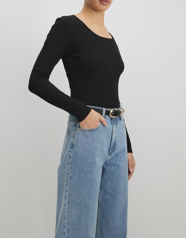 AERE - Suki High Rise Hem Detail Jeans