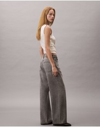 Calvin Klein Jeans - Low Rise Baggy Jeans
