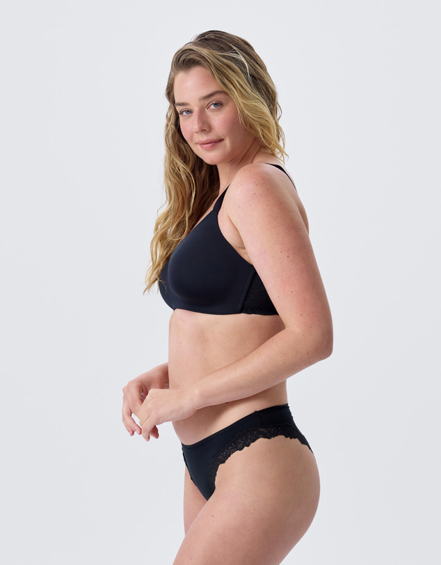 Bras N Things - NKD Lightly Lined Wirefree Bra - Black