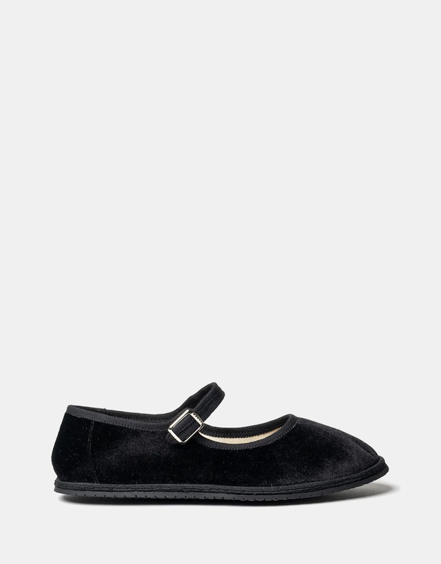 La Tribe - Sofia Flats