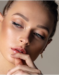 Eye of Horus - Brow Define Light