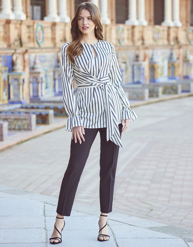 Sosandar - Ivory & Black Satin Stripe Keyhole Detail Tie Side Top