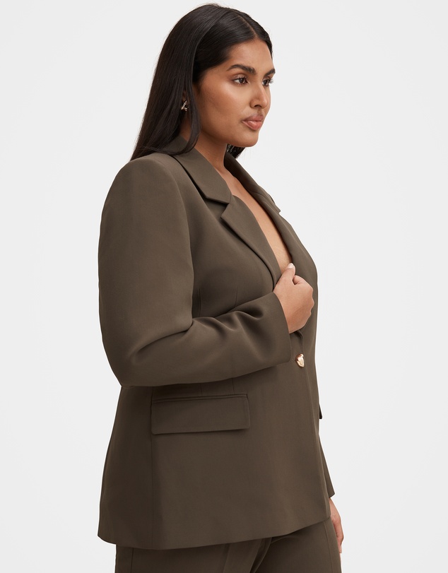 Forever New Curve - Victoria Curve Single Breasted Blazer