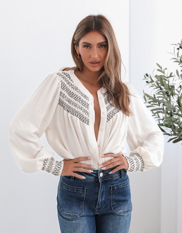 Esther & Co - Dareia Blouse - Cream Print