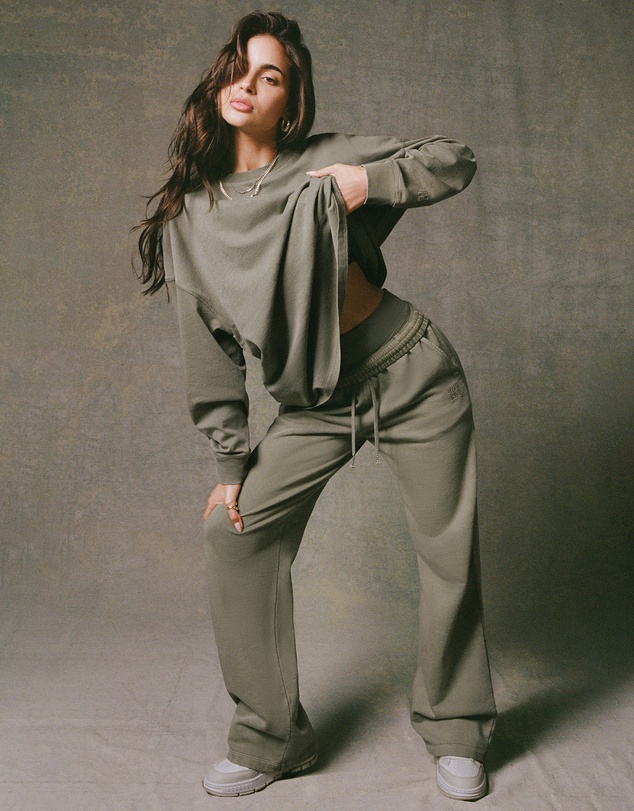 BO+TEE - Super Sculpt Grounded Sweatshirt