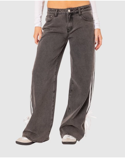 EDIKTED - Washed Low Rise Ribbon Jeans