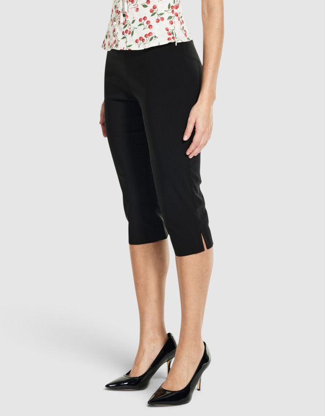 GUESS - Mid-Rise Eco Marilyn Capri Pants