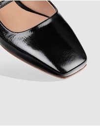 Habbot - Equi Flats