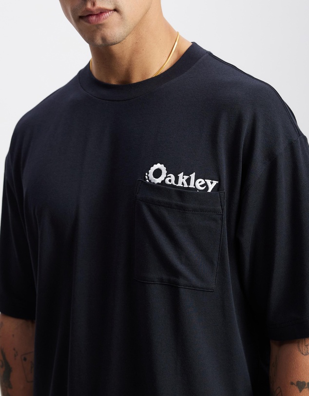Oakley - Retro Flag Tee 1.0
