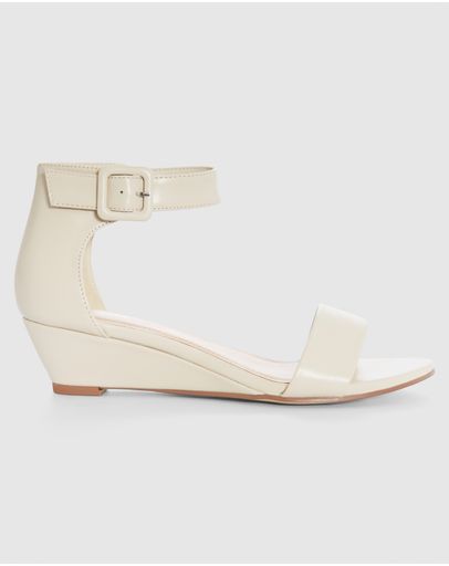BEIGE SMOOTH