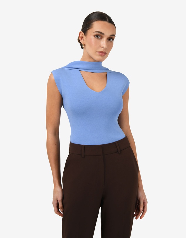 Forcast - Isadora V-Neck Scarf Knit Top