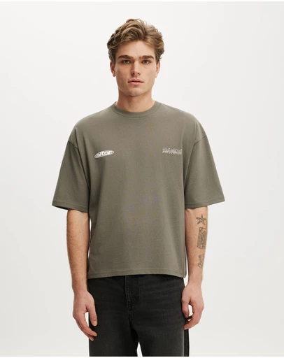 Cotton On - Cropped Fit Graphic T-Shirt
