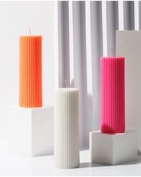 XRJ Celebrations - Pillar Neon Pink Candle