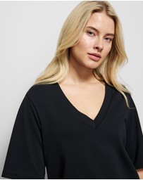 Commonry - Cotton V Neck T Shirt