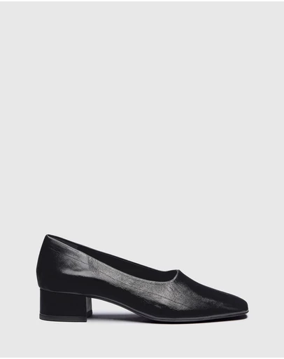 Reformation - Inez Pumps