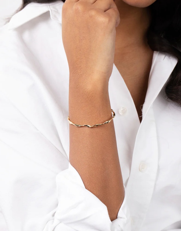 Lovisa - Gold Plated Twist Bangle