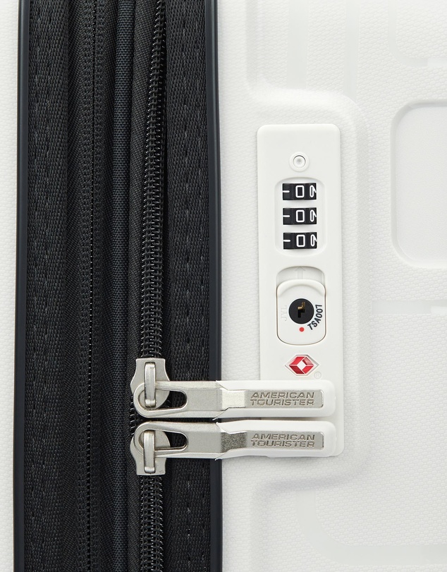 American Tourister - Light Max Spinner 55cm EXP