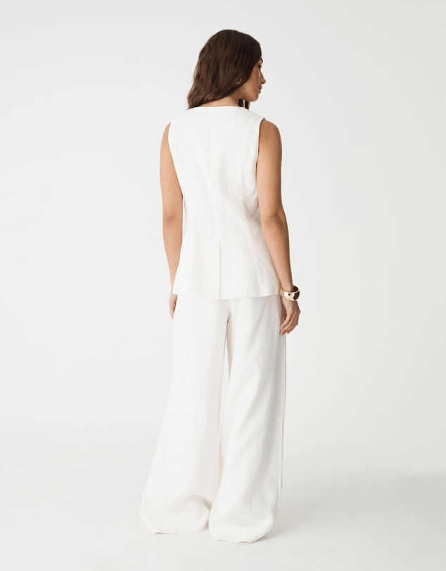 Forcast - Ami V-Neck Linen Vest