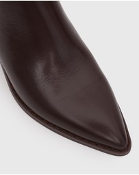 Betts - Danger Leather Pointed Ankle Boots