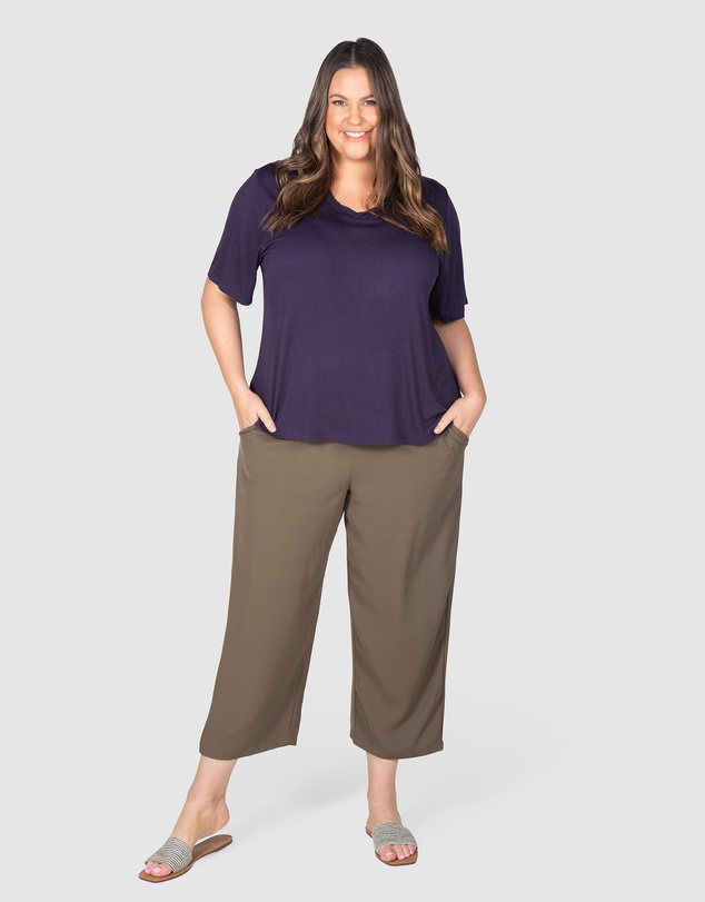 Love Your Wardrobe - Kelly Dipped Hem T-shirt
