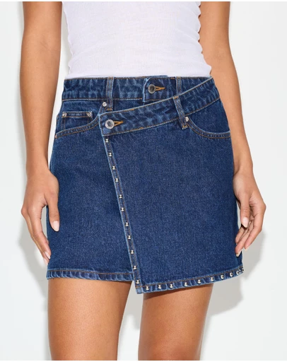 Dazie - Compton Mid Rise Stud Denim Skirt