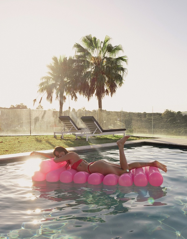 Sunnylife - Tube Lilo - Neon Pink