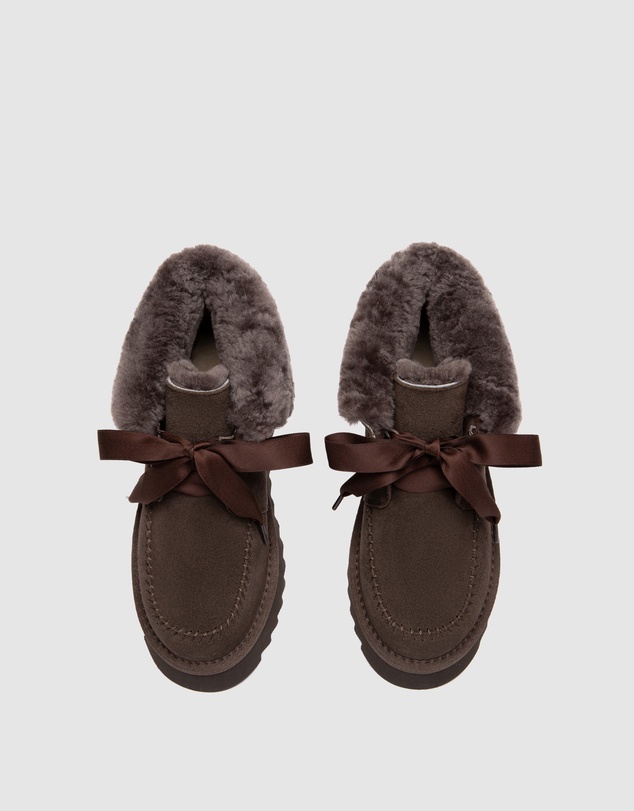 EVERAU - Australian Shepherd Ugg Cozira Cow Suede Upper UGG Boots