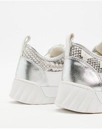 Nina Armando - Brooke Sneakers