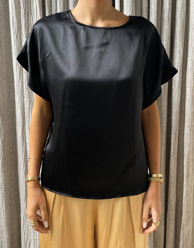 SILK MAGNOLIA - 100% Silk T-shirt