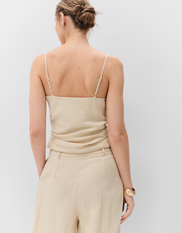 UNISON - Textured Tuck Detail Top